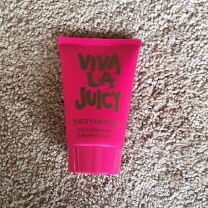 Viva La Juicy Body Lotion 4.2 FL. OZ.
